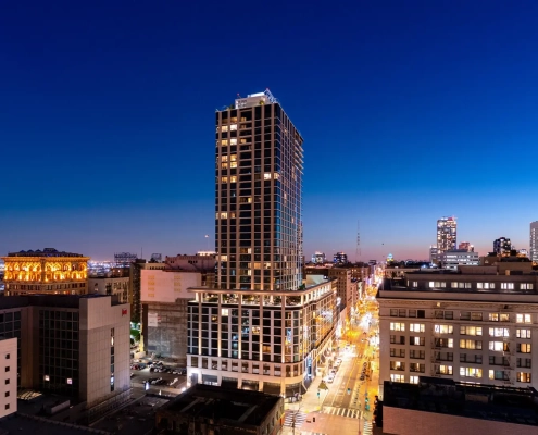 luxury high-rise condo in los angeles